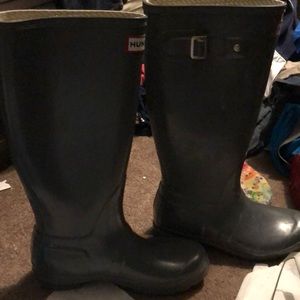 Hunter boots in decent condition